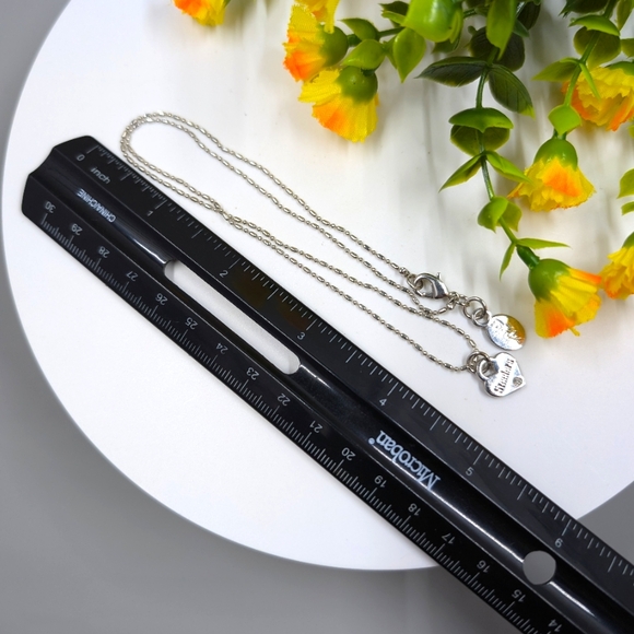 NFL Official Merchandise Steelers Football Team Heart Necklace - Picture 5 of 5